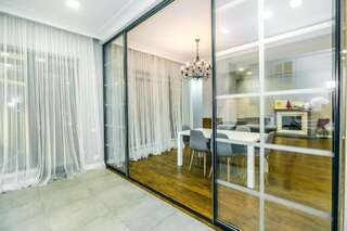 Апартаменты VIP Apartment PANTERA Баку Апартаменты с видом на море-93